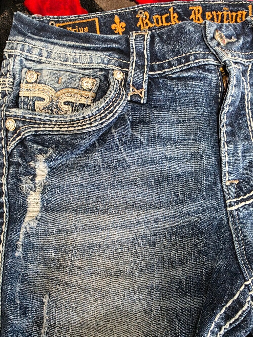 Rock Revival Bermuda Denim Shorts Women's Size 27. - Picture 12 of 16